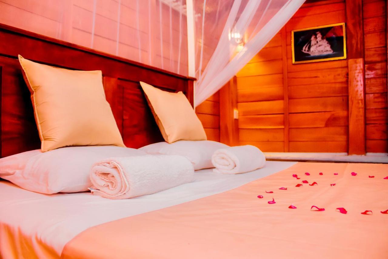 Star Light & Restaurant Chalet *