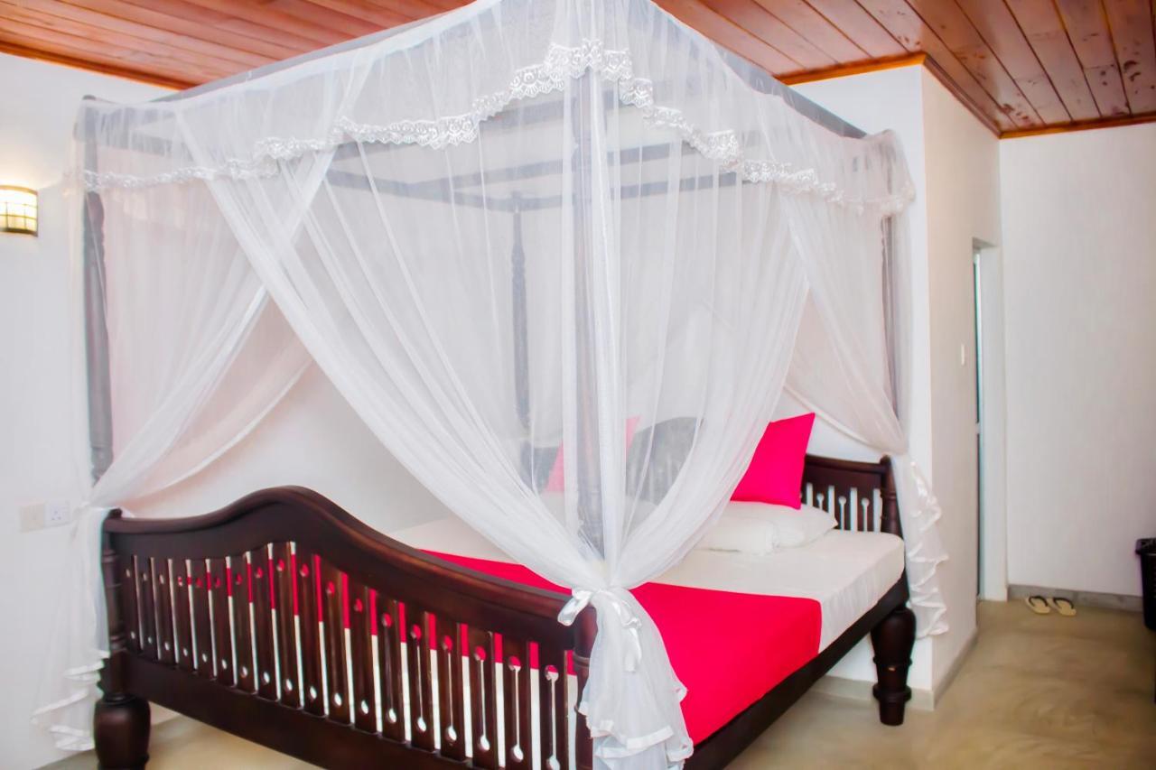 Star Light & Restaurant Chalet *